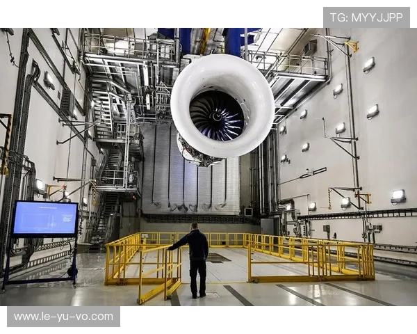 罗伊斯状态回暖，德国中场核心再迎高光时刻