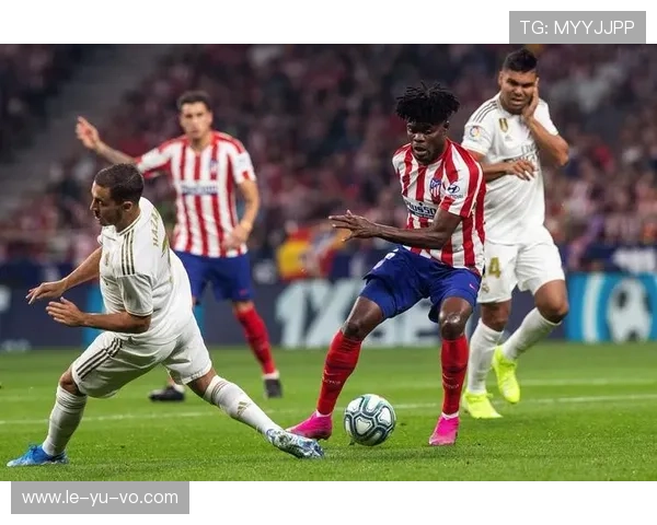 加纳中场托马斯·帕尔特状态再成焦点 加纳中场托马斯·帕尔特状态再成焦点