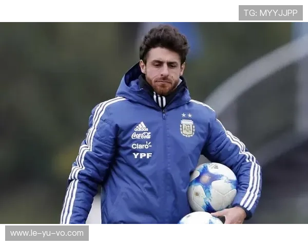 斯卡洛尼战术革新引领球队新纪元